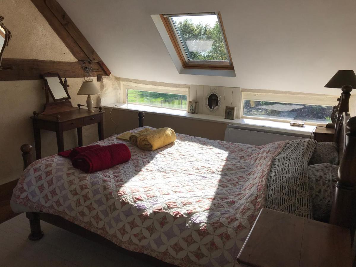 Bed and Breakfast Le Jardin Des Fees Savigny-le-Vieux Exteriér fotografie