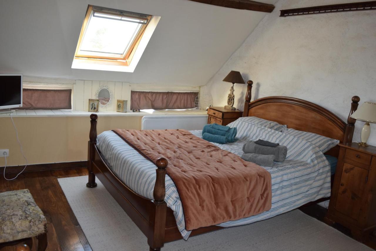 Bed and Breakfast Le Jardin Des Fees Savigny-le-Vieux Exteriér fotografie